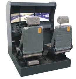 HYM-9型真車(chē)感受的汽車(chē)駕駛模擬器（三屏）