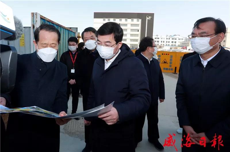 威海市委副書記、市長張海波到聯(lián)橋集團(tuán)調(diào)研企業(yè)沖擊新目標(biāo)工作(圖1)